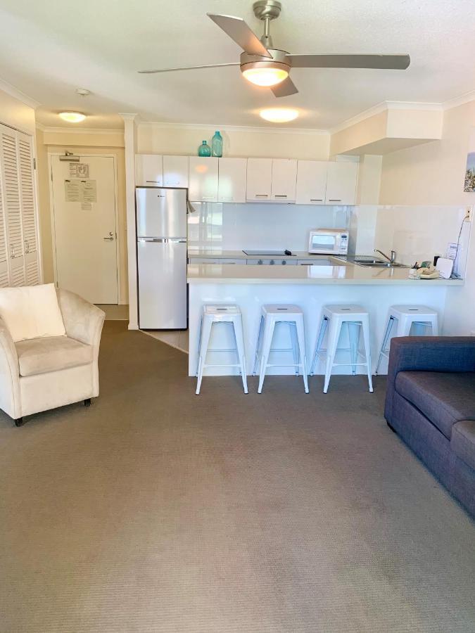 Emerald Sands Holiday Apartments Surfers Paradise Luaran gambar