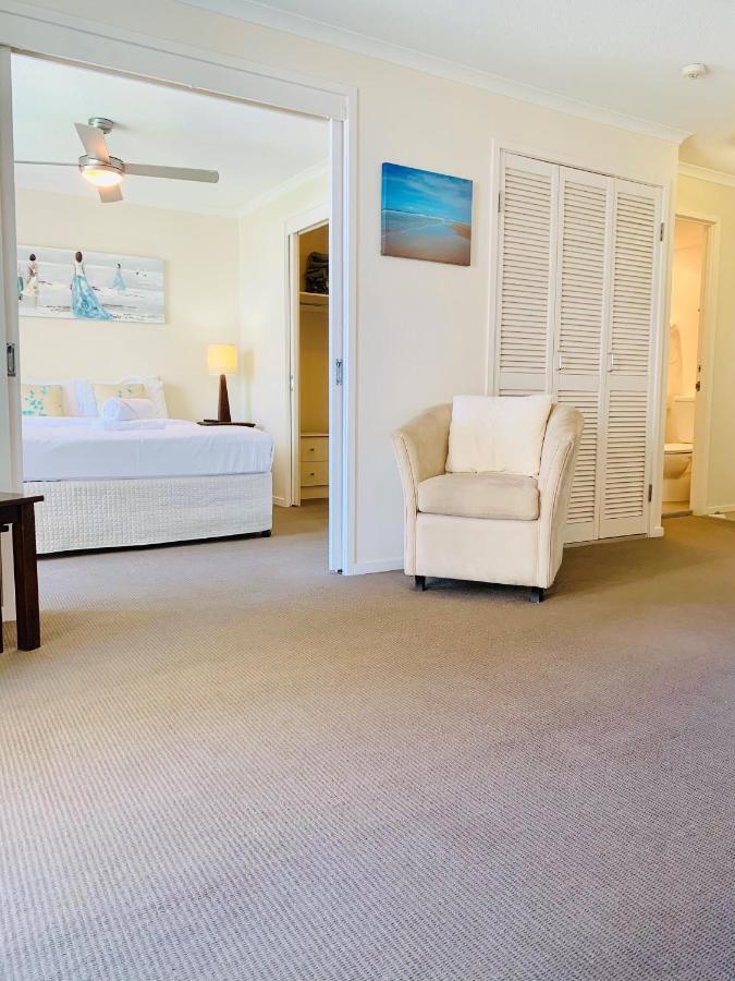 Emerald Sands Holiday Apartments Surfers Paradise Luaran gambar