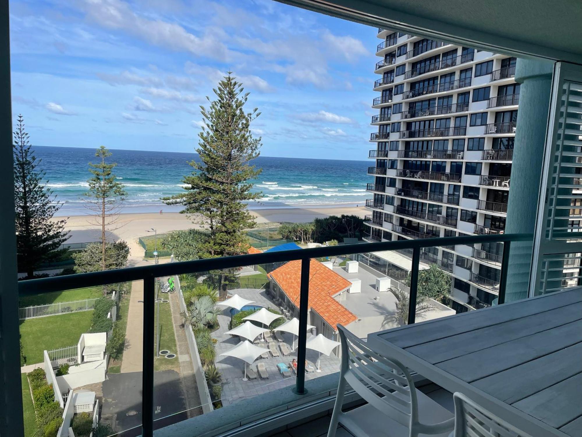 Emerald Sands Holiday Apartments Surfers Paradise Luaran gambar