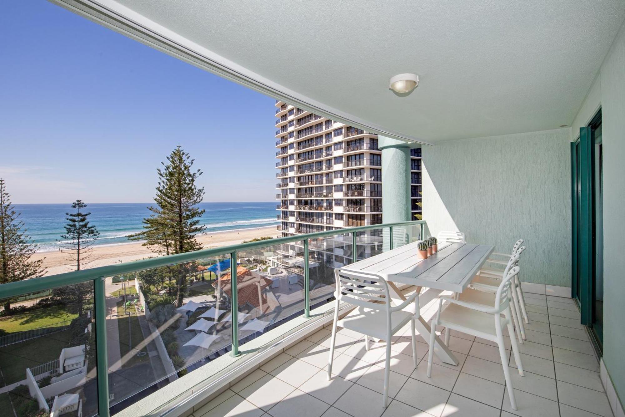 Emerald Sands Holiday Apartments Surfers Paradise Bilik gambar