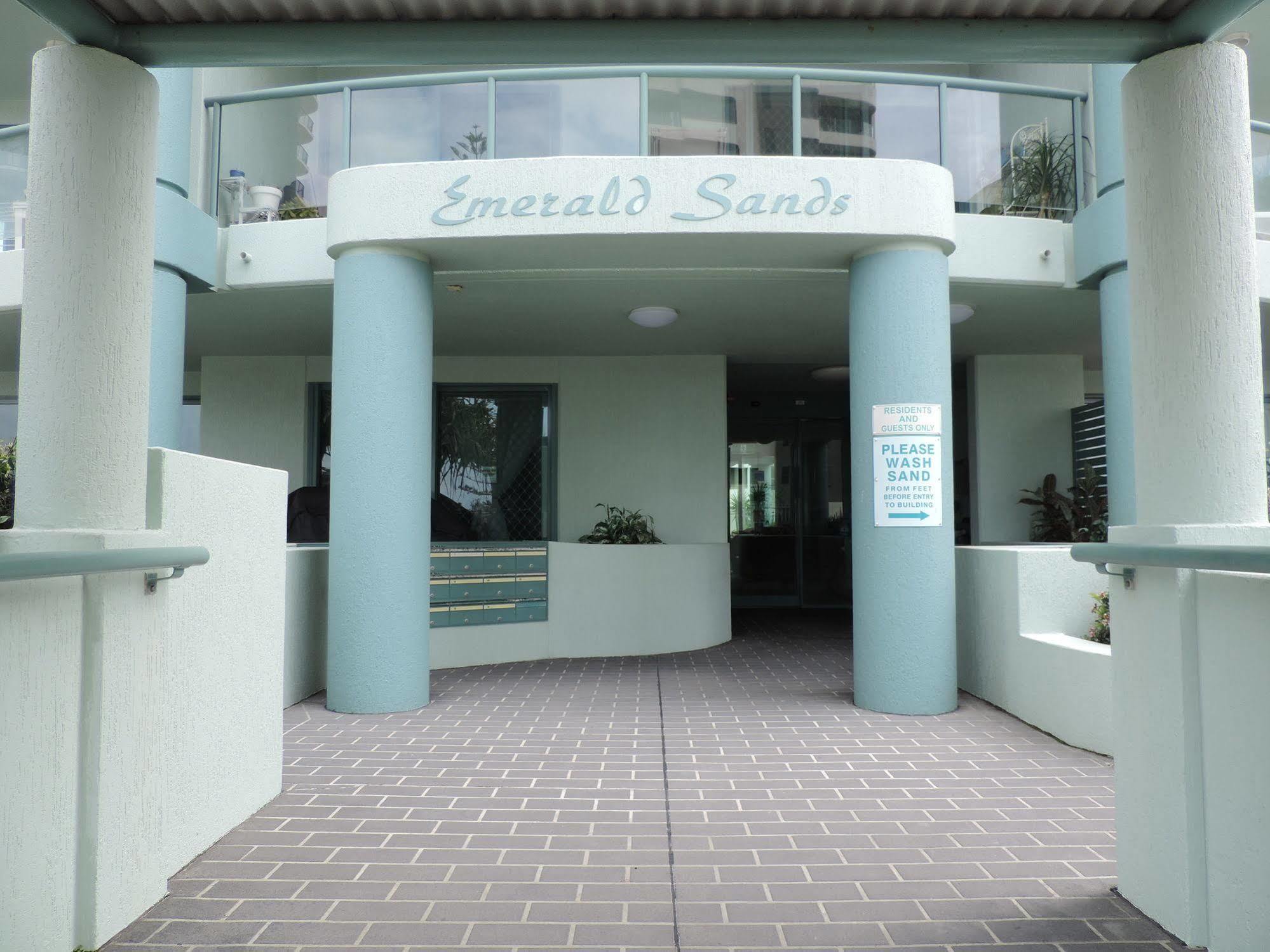 Emerald Sands Holiday Apartments Surfers Paradise Luaran gambar
